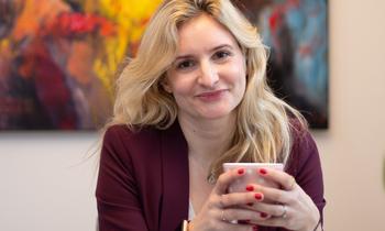 Im Portrait: Franziska Gattringer, MBA-Absolventin der Hochschule Burgenland