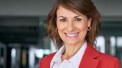 Porträt einer Frau, symbolisch für das MBA Finance Fernstudium der Hochschule Burgenland.